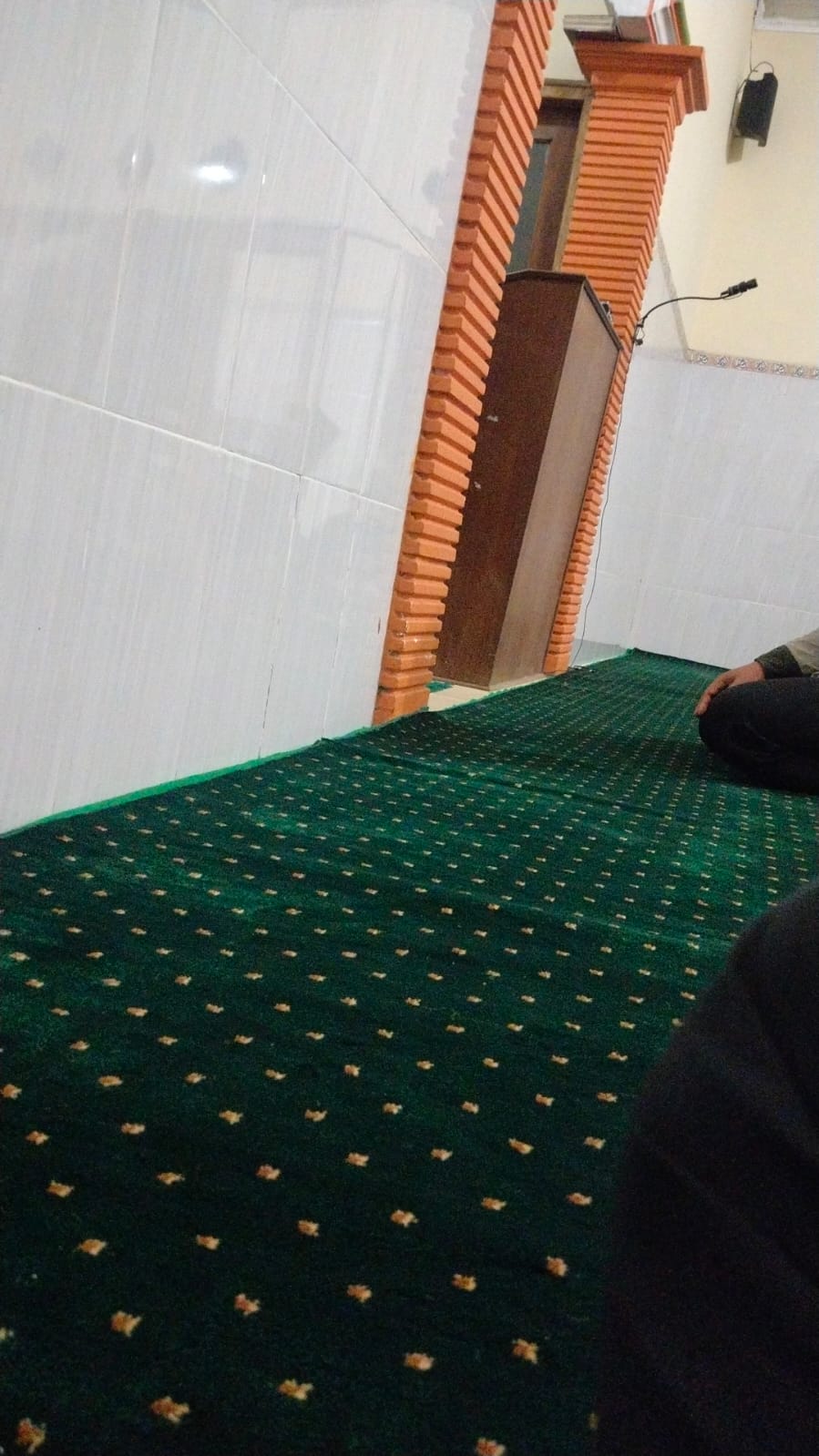 Semarak Bumikan Ramadhan, LAZISMU Ngargoyoso Salurkan Untuk Pembelian Karpet Masjid Olodolo
