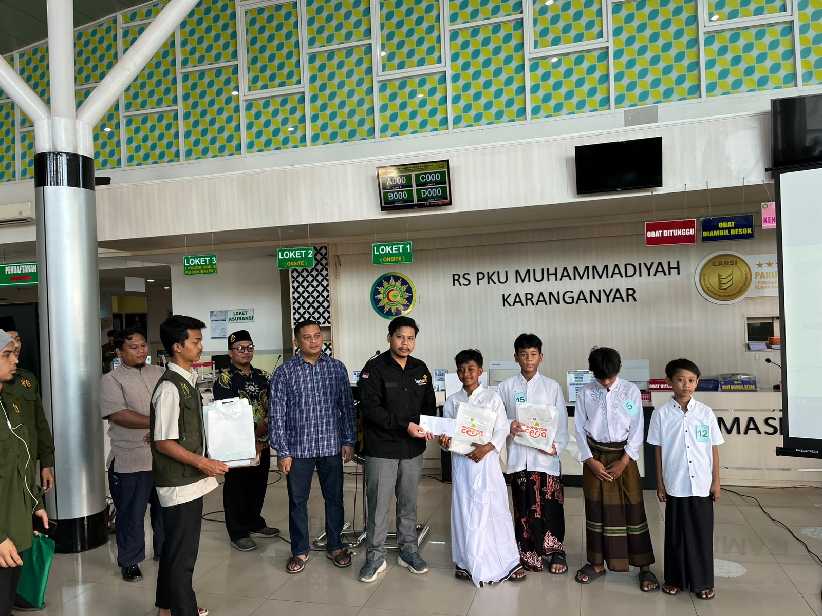 Semarak  Muharram Ceria, Selenggarakan Khitan Gratis untuk Anak Yatim dan Dhuafa